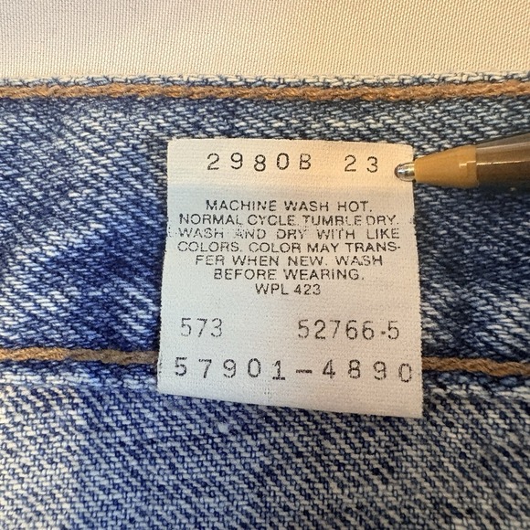 Vintage Levis 900 Series Jeans Womens 7 Made in USA High Rise Tapered Blue 57901 - Picture 8 of 12